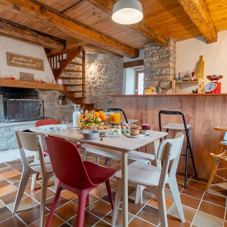 Maison De Village Au Coeur Des Remparts Sainte-Eulalie-de-Cernon Εξωτερικό φωτογραφία